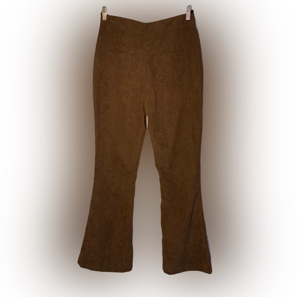 Nasty Gal Flare brown corduroy pants size 8 - Picture 2 of 3